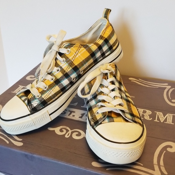 women's plaid tennis shoes